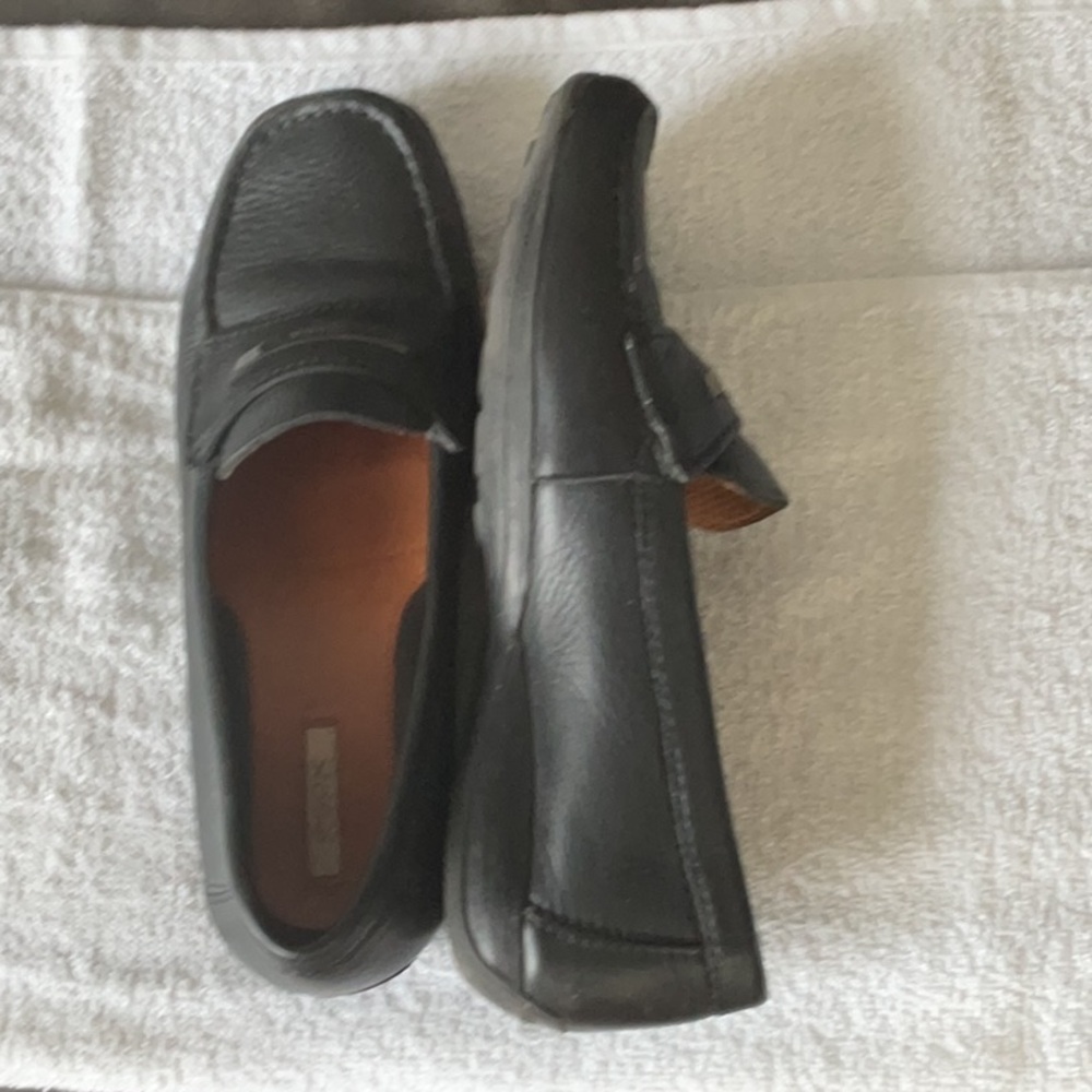 Women’s GEOX Classic Loafers - Picture 2 of 4
